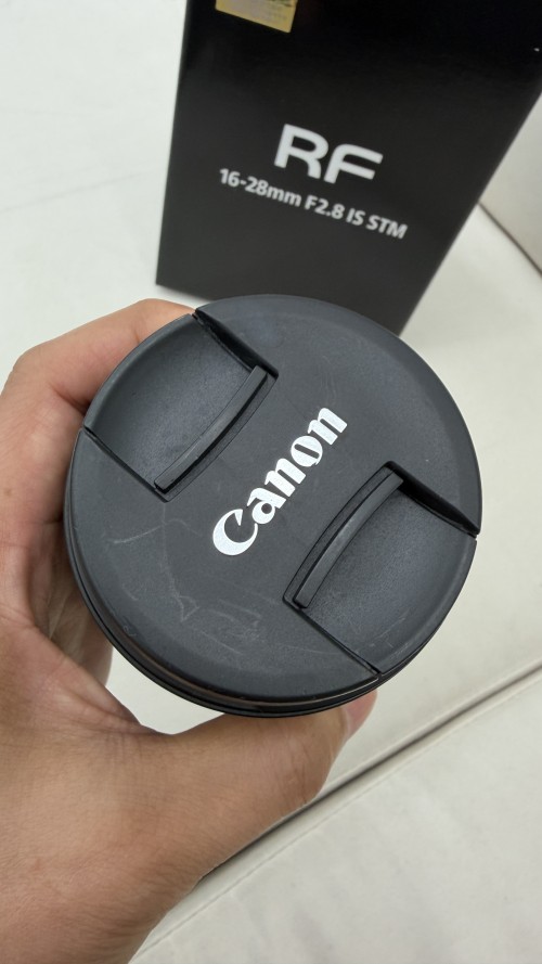 RF16-28mm F2.8 IS STM